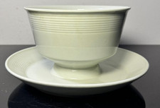 KPM Berlin Bauhaus Sauciere Halle Marguerite Friedl&auml;nder Seladon 1930/31