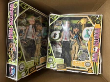 1x Monster High Deuce Gorgon & Cleo De Nile Creeproduction 2 Pack 2024 DAMAGED