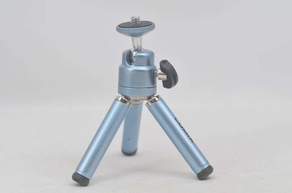 @ SakuraDo @ ¡Raro! @ Panasonic Lumix Mini trípode de mesa de tres patas CE- P4MINISAN6 Foto 4 de 4