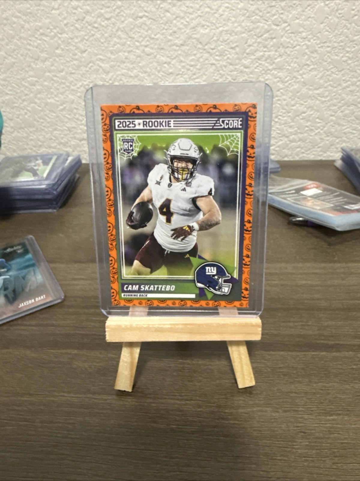 2025 Score - Rookies Cameron Skattebo #1 Orange (RC)