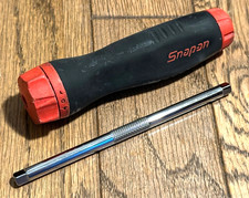 Snap On Tools Ratcheting Screwdriver Socket Driver Interchangeable Shaft Bit Red