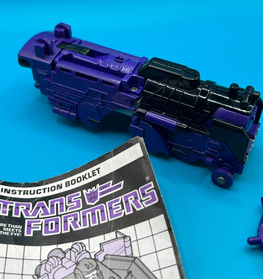 Astrotrain 100% Complete Vintage 1985 G1 Transformers Hasbro Action Figure - Image 3 of 3