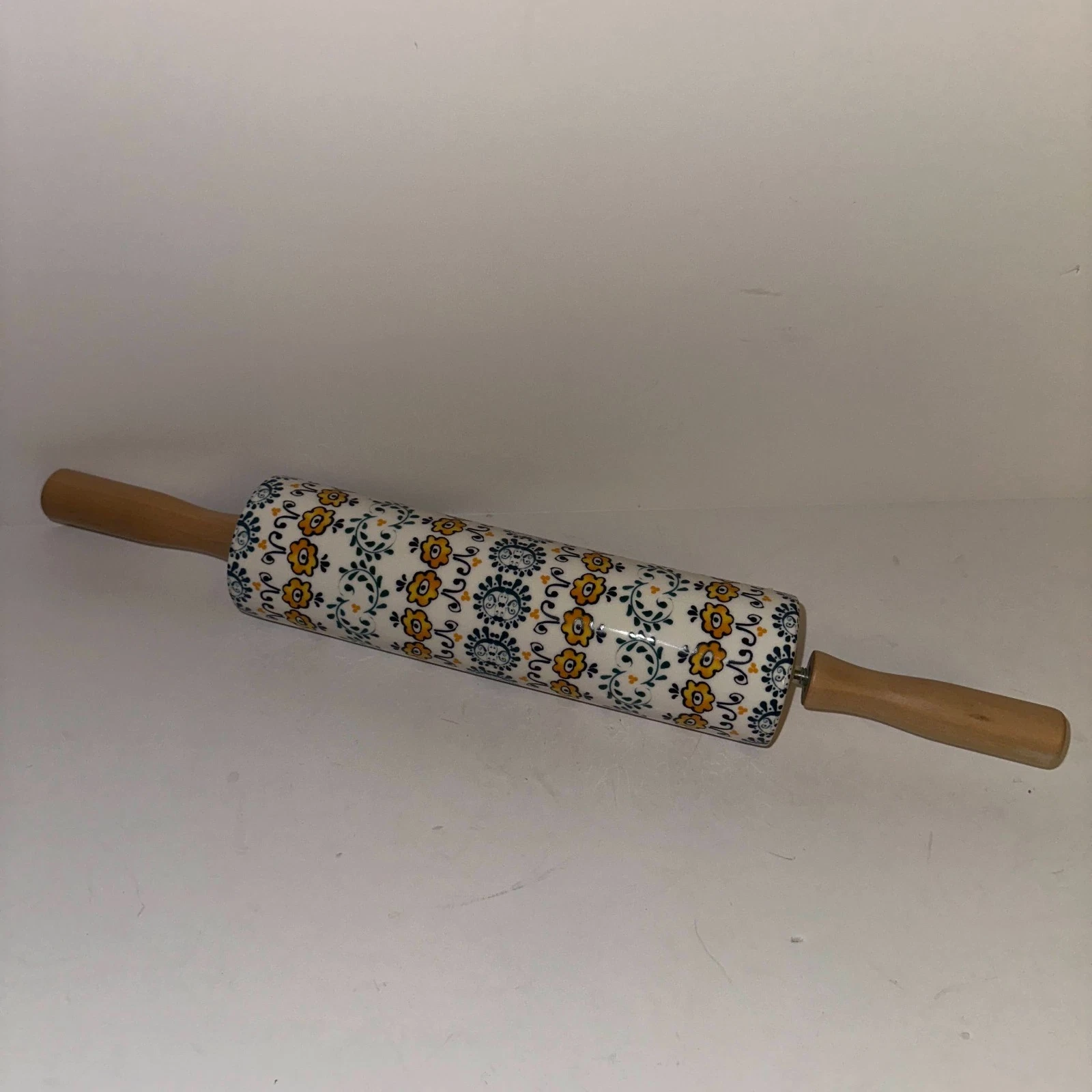 ANTHROPOLOGIE Prinsenhof rolling pin ceramic w/wood handles RARE
Opens in a new window or tab