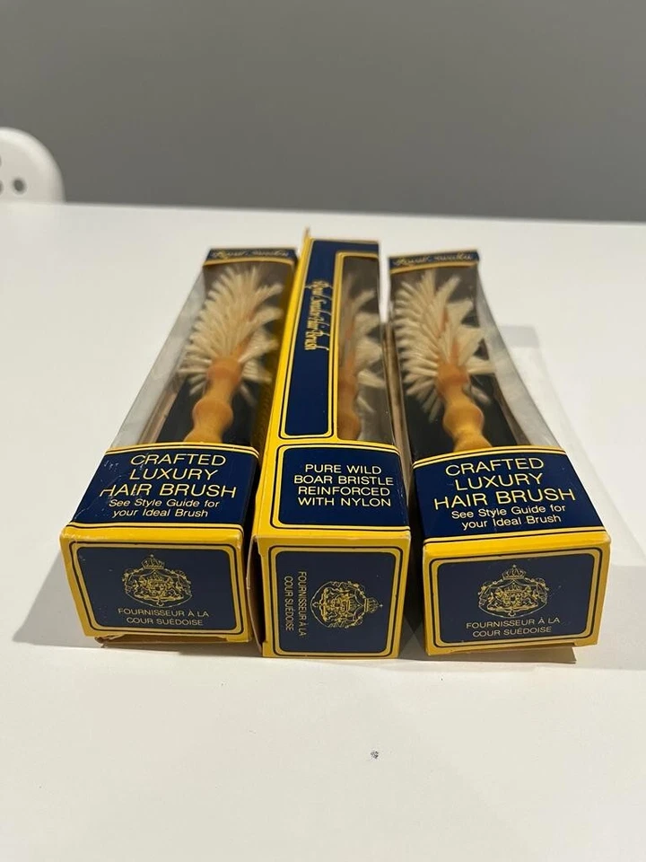 LOT OF 12 PIECES OF ROYAL SWEDEN CRAFTED LUXURY HAIR BRUSH FULL ROUND CURLER NIB - Image 3 of 3