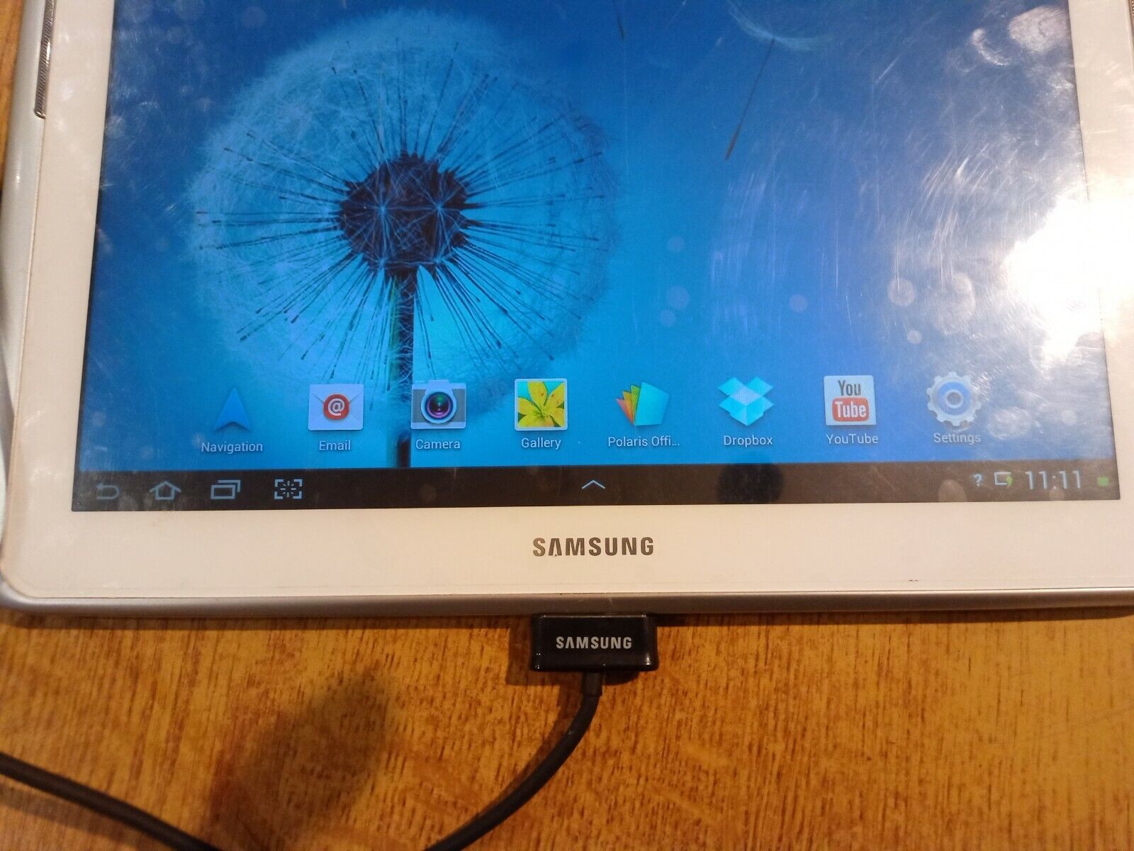 Tablette Samsung Galaxy Note 10.1 occasion d europe - 16 Go / 2Go RAM  boitier + cordon + ecouteur sans fil + montre connectee - ( 06 mois de  garantie )