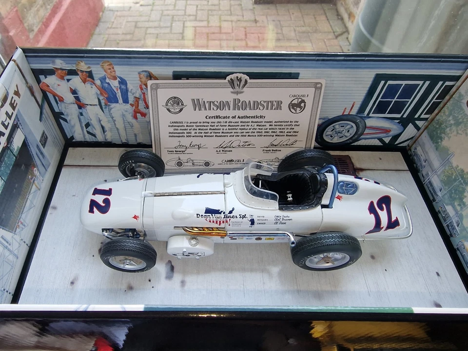 CARRUSEL ESCALA 1 1/18 WATSON ROADSTER 1961 INDIANAPOLIS 500 POLE EDDIE SACHS #12 Foto 3 de 4