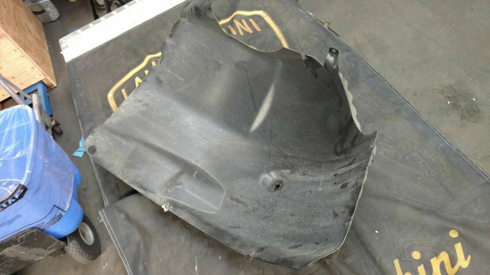 LAMBORGHINI HURACAN FRONT LEFT DRIVER SIDE WHEEL LINER ARCH OEM 4T0821177A