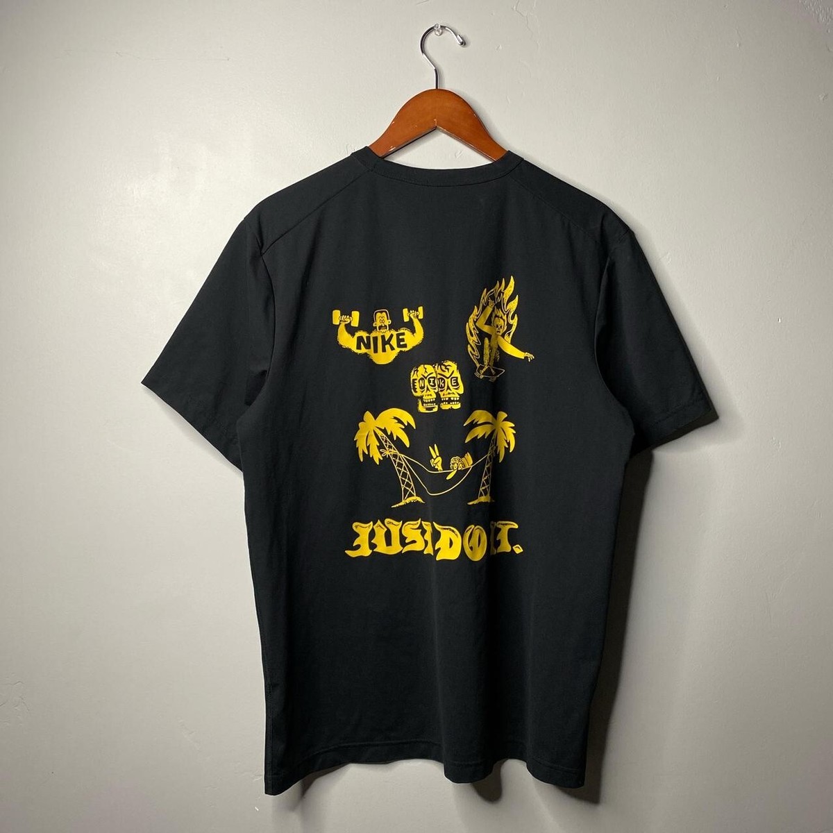 Nike black and yellow dry fit T-shirt size medium | eBay