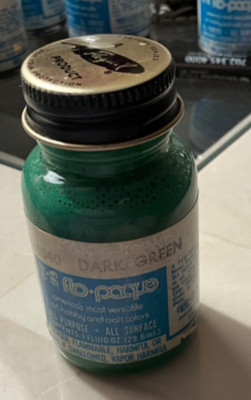 VINTAGE FLOQUIL FLO-PAQUE ALL PURPOSE SURFACE NOS 210040 DARK GREEN