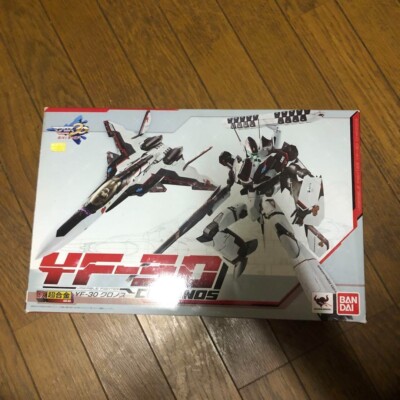 DX Chogokin YF-30 Chronos Macross 30 singing voice that connects