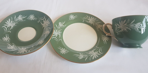 Crown Staffordshire England Bone China Trio, Green Floral & Wheat - Picture 2 of 5