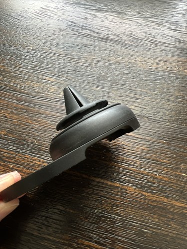 PopSockets : PopMount pour évent de voiture MagSafe support de téléphone magnétique pour voiture D'OCCASION* - Photo 4 sur 4