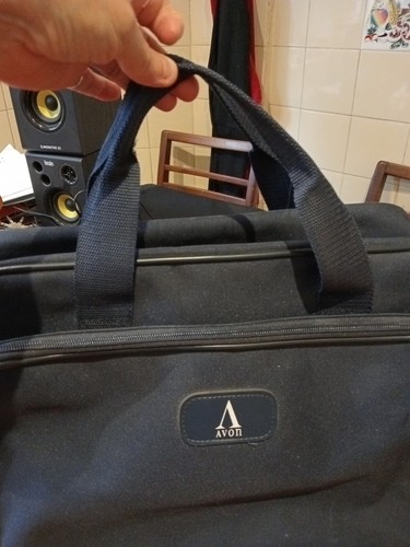 Awesome Vintage 70s 80s Avon Sample Bag. Flight Bag Style, Laptop Or DJ Bag - Picture 3 of 13