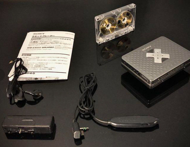 Sony WALKMAN WM-EX655 Stereo Cassette Player (15a)