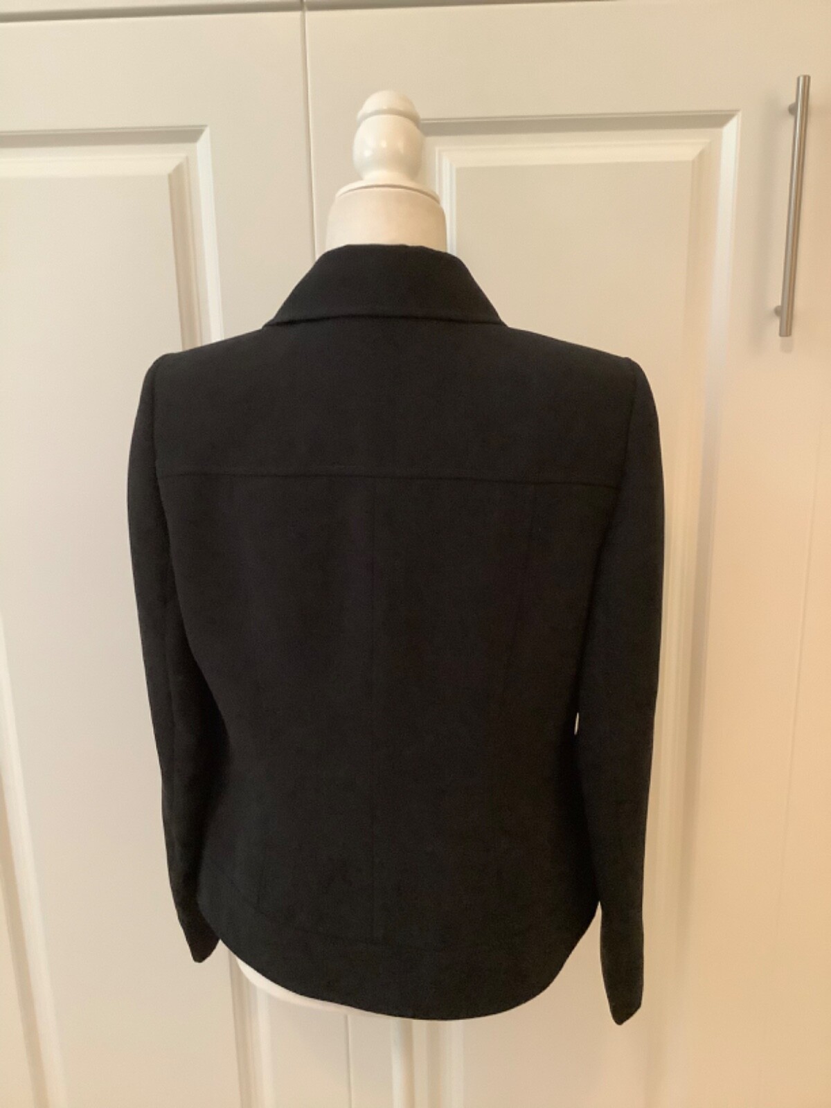 Kasper Women’s  Black Open Front Blazer with Metal Bling Size 8
