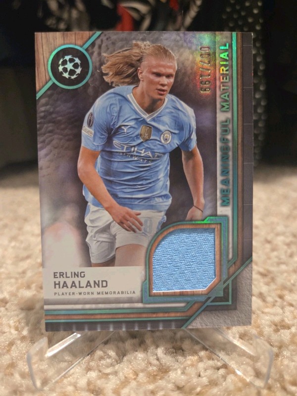 23-24 Topps Museum Coll UCL - Meaningful Material Relic Erling Haaland Aqua /199