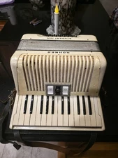 Hohner Student IV M Accordion Made in Germany | No Case | Plays Great