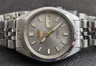 Vintage Seiko 5 Automatic 7S26 Silver Dial Japan Mens Wristwatch