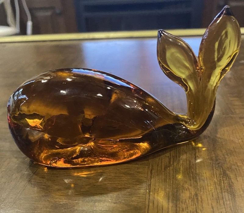 Viking Glass Amber Whale Paperweight/Figurine vintage Art Glass Beach