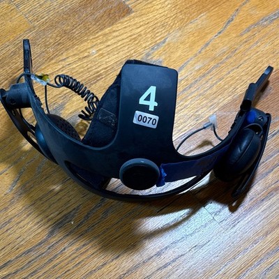 HTC Vive Deluxe Audio Strap VR Headset Headphone Accessory For Parts ONLY