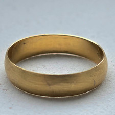 Vintage 1950s 14K Yellow Gold Wedding Band Classic Polished w/Maker's Mark