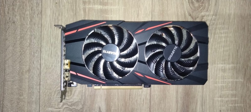 GIGABYTE AMD Radeon RX 590 8GB GDDR5 Gaming Graphics Card GPU