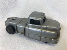 Vintage 1950s Wyandotte Toys Silver Hard Plastic Semi Tractor Truck 4 3/4  