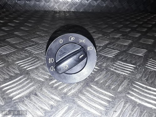 2006 VW JETTA SCHALTER LICHTSCHALTER NEBELSCHEINWERFER 1K0941431A