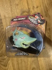 Shreddin' Sharks Mega Maximus Rev It Up & Catch Air Surfing Surfboard Waves 2019