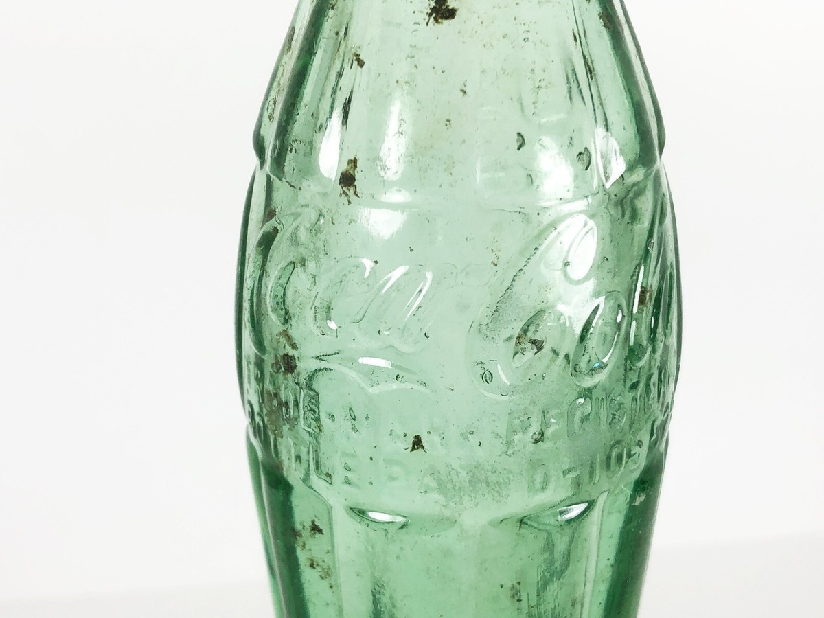 COCA-COLA SEATTLE WASHINGTON Embossed COKE BOTTLE 6 Oz