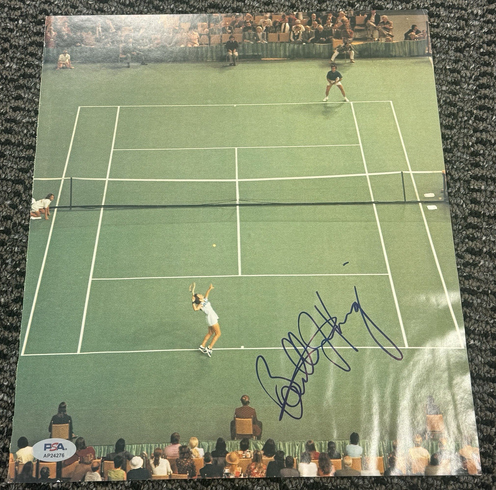 Billie Jean King Signed Autographed 10.5x12 Magazine Photo Page PSA/DNA