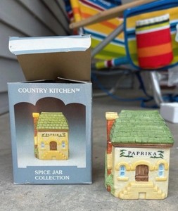Vtg Spice Jar PAPRIKA Country Kitchen Collection 1994 NIB House Cottage