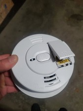 Kidde Hardwired Smoke Detector w/9-Volt Batte...