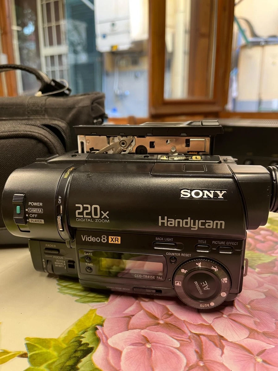 Sony Handycam CCD-TR415E PAL Video8 XR 220x Vintage Completa para Reparar