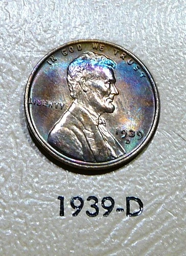 1939-D Lincoln Cent - Vividly Toned Unc / Uncirculated (AO1)