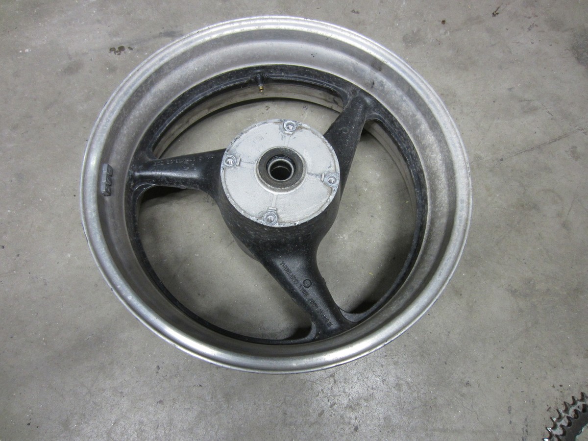 00-01 HONDA CBR929RR CBR929 CBR 929 REAR BACK WHEEL RIM 42650-MCJ