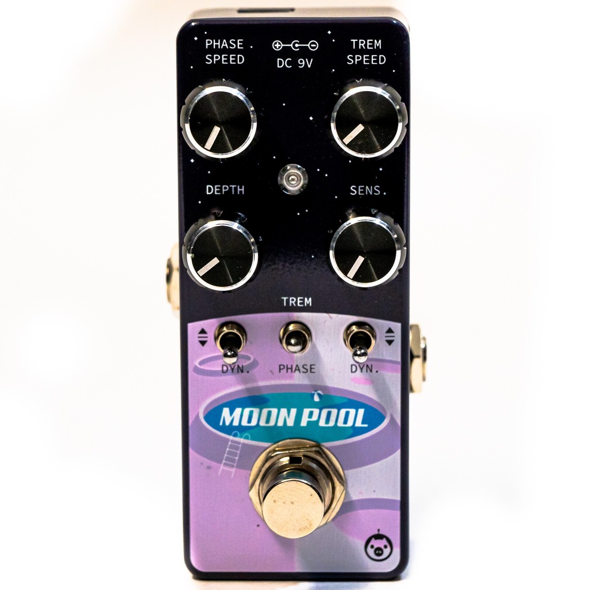 Pigtronix Moon Pool Analog Tremvelope Phaser Guitar Effect
