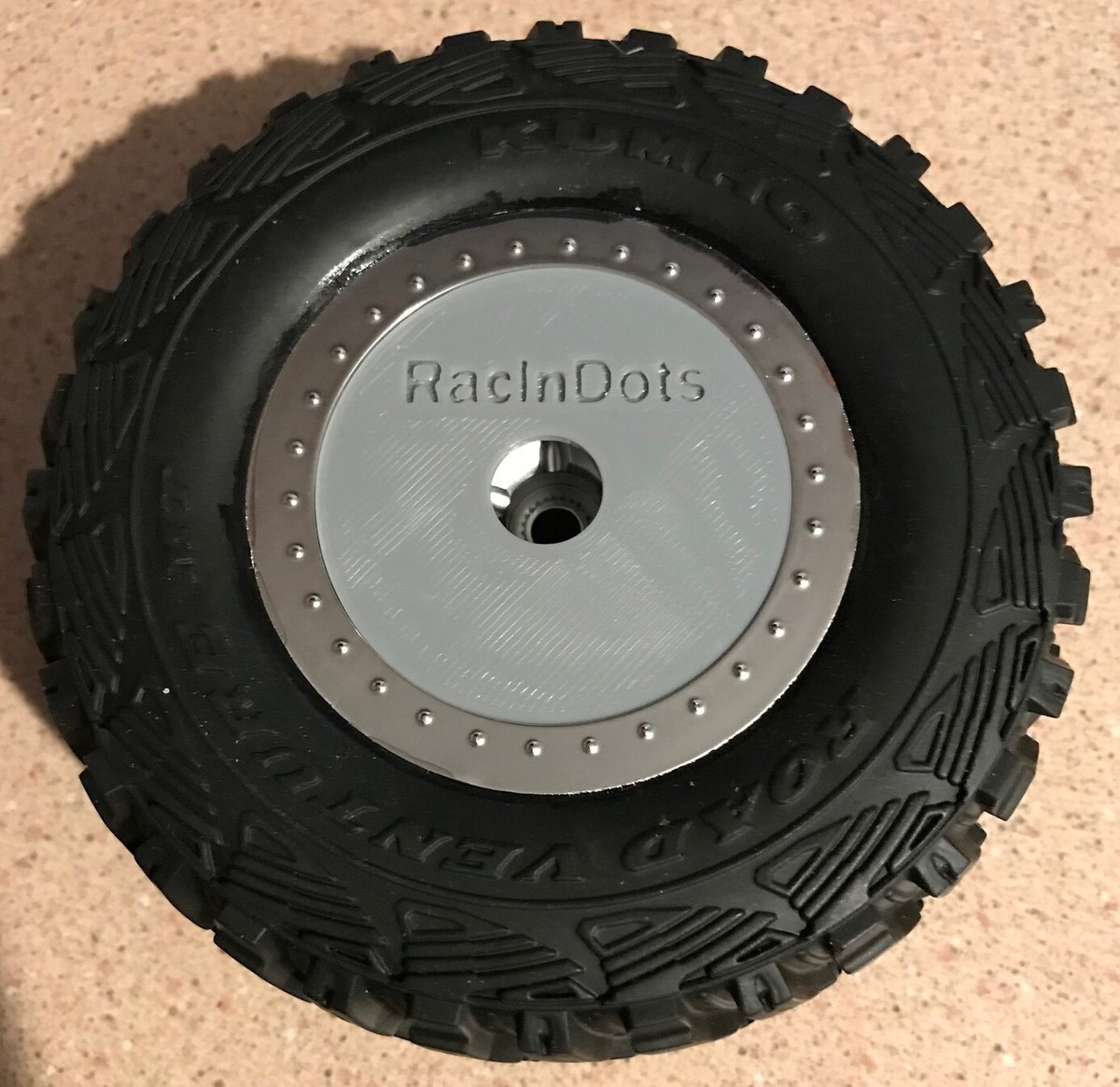 Slash SPLIT SPOKE (2WD) Wheel Dots Covers Mudboss- Slash SPLIT SPOKE (2WD) Wheel Dots Covers Mudboss-