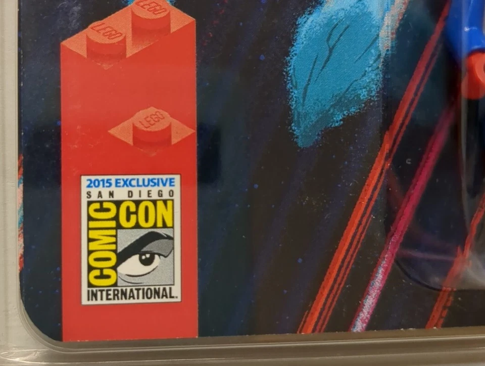 Exclusive Lego Minifigure#9 SDCC Marvel 2015 Captain America Steve Wilson NEW - Image 3 of 4