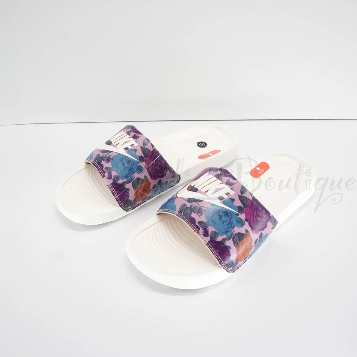 NIB Nike CN9676 600 Women Victori One Slides Slip on Sandals Off White Floral 8