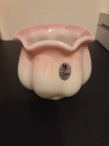 Vintage Fenton Pink Opalescent/Rosaline Art Glass Bowl Or Flower Pot