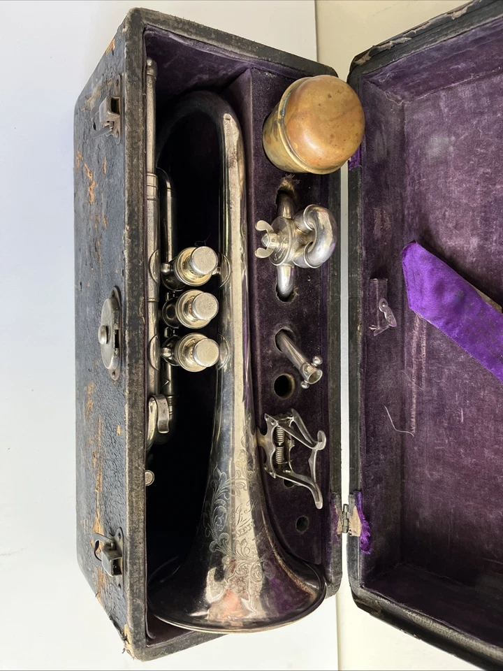 Corneta M.J. Kalashen - NUEVA YORK - 1897-1903 con estuche original - HERMOSA FLORAL Foto 2 de 4