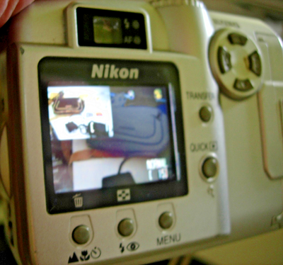 Nikon Coolpix 775 digital camera Battery charger memory Cards Case