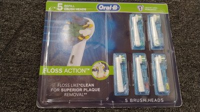 Oral-B Floss Action Replacement Toothbrush Heads Refills 5 Brush Heads -NEW - X3