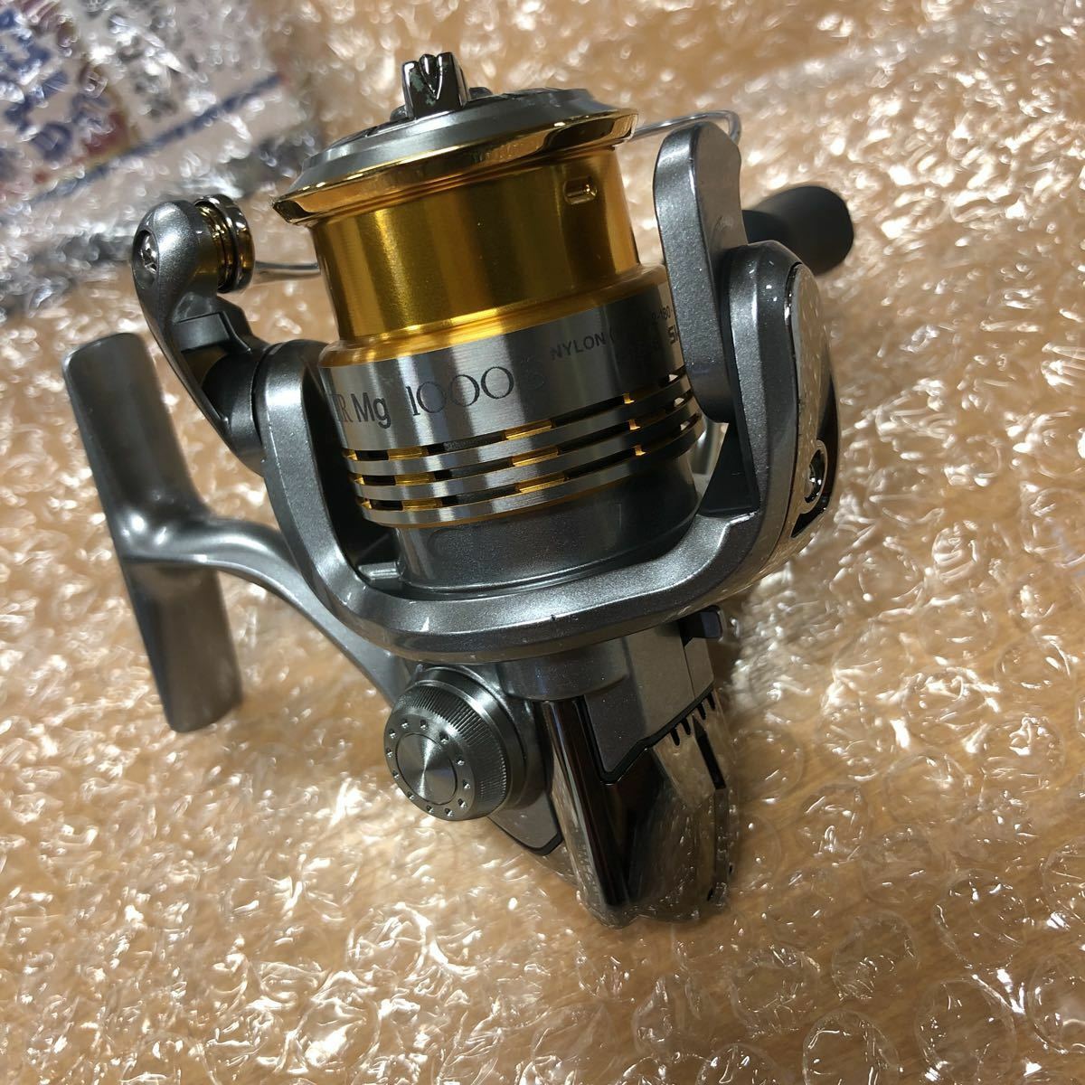 SHIMANO TWIN POWER Mg C3000(09ツインパワーMg C3000 リール) SHIMANO TWIN POWER Mg C3000(09ツインパワーMg C3000 リール)