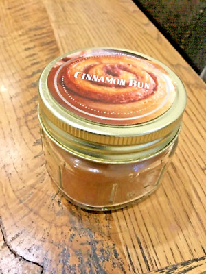 CINNAMON BUN Old Williamsburgh Candle USA Exclusive MASON JAR Christmas 85g 3 oz