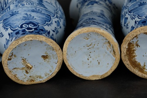 Impressive 17th 18th Century Dutch Delft Garniture vases 34cm landscape dogfinal - Picture 13 of 22