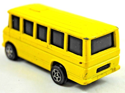 Corgi Juniors FORD TRANSIT IVECO LAND ROVER LEYLAND TERRIER RENAULT Mix Lot Vans - Picture 120 of 171