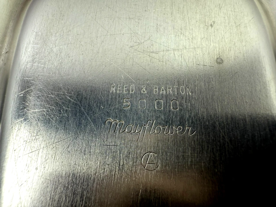 Barco de salsa Reed & Barton Mayflower 5000 plateado con placa base Foto 4 de 4
