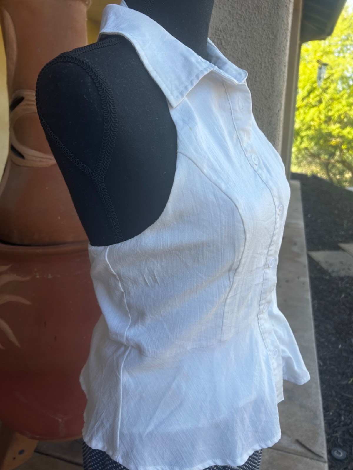Lulus White button front collared halter top in S… - image 2